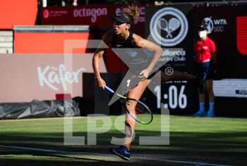 2021-06-14 - Madison Keys of the United States in action against Magdalena Frech of Poland during the first round of the 2021 bett1open WTA 500 tennis tournament on June 14, 2021 at Rot-Weiss Tennis Club in Berlin, Germany - Photo Rob Prange / Spain DPPI / DPPI - 2021 BETT1OPEN WTA 500 TENNIS TOURNAMENT - INTERNATIONALS - TENNIS