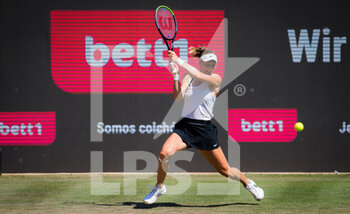 2021-06-17 - Liudmilla Samsonova of Russia in action against Veronika Kudermetova of Russia during her second round match at the 2021 bett1open WTA 500 tennis tournament on June 17, 2021 at Rot-Weiss Tennis Club in Berlin, Germany - Photo Rob Prange / Spain DPPI / DPPI - 2021 BETT1OPEN WTA 500 TENNIS TOURNAMENT - INTERNATIONALS - TENNIS