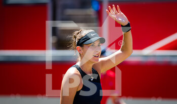 2021-06-18 - Belinda Bencic of Switzerland in action against Ekaterina Alexandrova of Russia during the quarter-final of the 2021 bett1open WTA 500 tennis tournament on June 18, 2021 at Rot-Weiss Tennis Club in Berlin, Germany - Photo Rob Prange / Spain DPPI / DPPI - 2021 BETT1OPEN WTA 500 TENNIS TOURNAMENT - INTERNATIONALS - TENNIS