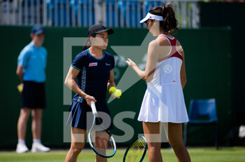 2021-06-23 - Shuko Aoyama and Ena Shibahara of Japan playing doubles at the 2021 Viking International WTA 500 tennis tournament on June 24, 2021 at Devonshire Park Tennis in Eastbourne, England - Photo Rob Prange / Spain DPPI / DPPI - 2021 VIKING INTERNATIONAL WTA 500 TENNIS TOURNAMENT - INTERNATIONALS - TENNIS