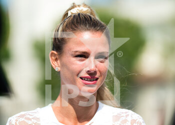 2021-06-23 - Camila Giorgi of Italy talks to the media after her quarter-final match at the 2021 Viking International WTA 500 tennis tournament on June 24, 2021 at Devonshire Park Tennis in Eastbourne, England - Photo Rob Prange / Spain DPPI / DPPI - 2021 VIKING INTERNATIONAL WTA 500 TENNIS TOURNAMENT - INTERNATIONALS - TENNIS