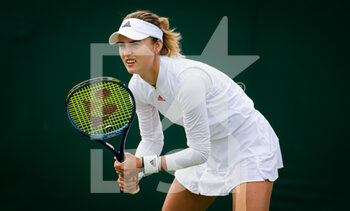 2021-06-28 - Anna Kalinskaya of Russia in action against Maria Camila Osorio Serrano of Colombia during the first round of The Championships Wimbledon 2021, Grand Slam tennis tournament on June 28, 2021 at All England Lawn Tennis and Croquet Club in London, England - Photo Rob Prange / Spain DPPI / DPPI - WIMBLEDON 2021, GRAND SLAM TENNIS TOURNAMENT - INTERNATIONALS - TENNIS