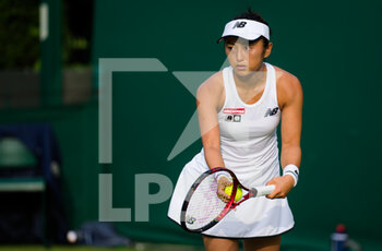 2021-06-28 - Misaki Doi of Japan in action against Claire Liu of the United States during the first round of The Championships Wimbledon 2021, Grand Slam tennis tournament on June 28, 2021 at All England Lawn Tennis and Croquet Club in London, England - Photo Rob Prange / Spain DPPI / DPPI - WIMBLEDON 2021, GRAND SLAM TENNIS TOURNAMENT - INTERNATIONALS - TENNIS