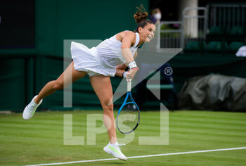 2021-06-28 - Maria Sakkari of Greece in action against Arantxa Rus of the Netherlands during the first round of The Championships Wimbledon 2021, Grand Slam tennis tournament on June 29, 2021 at All England Lawn Tennis and Croquet Club in London, England - Photo Rob Prange / Spain DPPI / DPPI - WIMBLEDON 2021, GRAND SLAM TENNIS TOURNAMENT - INTERNATIONALS - TENNIS