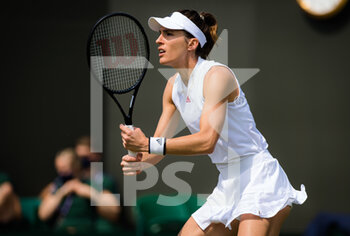 2021-07-01 - Andrea Petkovic of Germany in action against Barbora Krejcikova of the Czech Republic during the second round of The Championships Wimbledon 2021, Grand Slam tennis tournament on July 1, 2021 at All England Lawn Tennis and Croquet Club in London, England - Photo Rob Prange / Spain DPPI / DPPI - WIMBLEDON 2021, GRAND SLAM TENNIS TOURNAMENT - INTERNATIONALS - TENNIS
