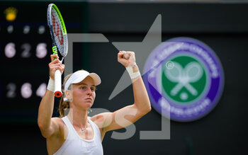2021-07-02 - Liudmila Samsonova of Russia celebrates her win against Sloane Stephens of United States during the third round of The Championships Wimbledon 2021, Grand Slam tennis tournament on July 2, 2021 at All England Lawn Tennis and Croquet Club in London, England - Photo Rob Prange / Spain DPPI / DPPI - WIMBLEDON 2021, GRAND SLAM TENNIS TOURNAMENT - INTERNATIONALS - TENNIS