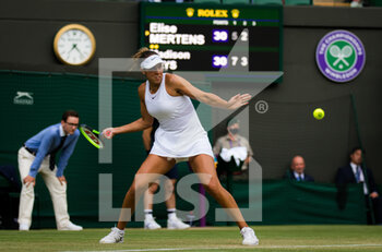 2021-07-02 - Madison Keys of the United States in action against Elise Mertens of Belgium during her third-round match at The Championships Wimbledon 2021, Grand Slam tennis tournament on July 2, 2021 at All England Lawn Tennis and Croquet Club in London, England - Photo Rob Prange / Spain DPPI / DPPI - WIMBLEDON 2021, GRAND SLAM TENNIS TOURNAMENT - INTERNATIONALS - TENNIS