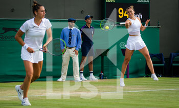 2021-07-02 - Sara Sorribes Tormo and Paula Badosa of Spain playing doubles at The Championships Wimbledon 2021, Grand Slam tennis tournament on July 3, 2021 at All England Lawn Tennis and Croquet Club in London, England - Photo Rob Prange / Spain DPPI / DPPI - WIMBLEDON 2021, GRAND SLAM TENNIS TOURNAMENT - INTERNATIONALS - TENNIS