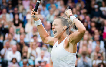 2021-07-06 - Aryna Sabalenka of Belarus celebrates her win against Ons Jabeur of Tunisia during the quarter-final at The Championships Wimbledon 2021, Grand Slam tennis tournament on July 6, 2021 at All England Lawn Tennis and Croquet Club in London, England - Photo Rob Prange / Spain DPPI / DPPI - WIMBLEDON 2021, GRAND SLAM TENNIS TOURNAMENT - INTERNATIONALS - TENNIS
