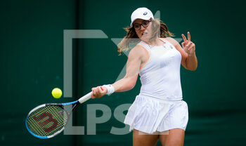 2021-07-08 - Ane Mintegi del Olmo of Spain in action during the Juniors competition of The Championships Wimbledon 2021, Grand Slam tennis tournament on July 8, 2021 at All England Lawn Tennis and Croquet Club in London, England - Photo Rob Prange / Spain DPPI / DPPI - WIMBLEDON 2021, GRAND SLAM TENNIS TOURNAMENT - INTERNATIONALS - TENNIS