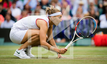 2021-07-09 - Elena Vesnina of Russia in action during the doubles semi-final of The Championships Wimbledon 2021, Grand Slam tennis tournament on July 9, 2021 at All England Lawn Tennis and Croquet Club in London, England - Photo Rob Prange / Spain DPPI / DPPI - WIMBLEDON 2021, GRAND SLAM TENNIS TOURNAMENT - INTERNATIONALS - TENNIS