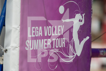 2019-07-20 - Il logo Lega Volley Summer Tour - BEACH VOLLEY SUMMER TOUR - LIGNANO SABBIADORO - FASE A GIRONI E INCROCI - BEACH VOLLEY - VOLLEYBALL