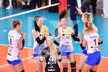 2020-12-01 - Happiness of SSC Palmberg Schwerin players - SSC PALMBERG SCHWERIN VS DEVELOPRES SKYRES RZESZOW - CHAMPIONS LEAGUE WOMEN - VOLLEYBALL