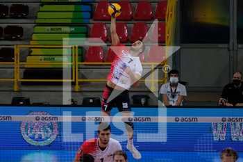 2020-09-20 - Marko Sedlacek - Vero Volley Monza al servizio. - OTTAVI DI FINALE - GIRONE A - NBV VERONA VS VERO VOLLEY MONZA - ITALIAN CUP - VOLLEYBALL