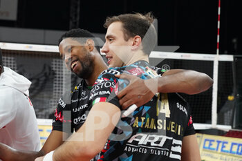 2021-01-27 - wilfredo leon venero (n.9 hitter spiker sir safety conad perugia) sir safety conad He's out for the victory of the game - SIR SAFETY CONAD PERUGIA VS CONSAR RAVENNA - ITALIAN CUP - VOLLEYBALL