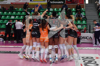 2021-03-24 - Perugia team, rejoices after winning the match -  PLAYOFF - BOSCA S.BERNARDO CUNEO VS BARTOCCINI FORTINFISSI PERUGIA - SERIE A1 WOMEN - VOLLEYBALL