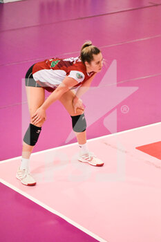 2020-10-18 - Rebecca Latham in ricezione (Futura volley Busto Arsizio) - ACQUA&SAPONE ROMA VOLLEY VS FUTURA VOLLEY BUSTO ARSIZIO - WOMEN SERIE A2 - VOLLEYBALL