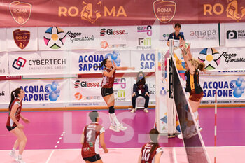 2020-10-18 - Francesca Michieletto schiacciata (Futura volley Busto Arsizio) - ACQUA&SAPONE ROMA VOLLEY VS FUTURA VOLLEY BUSTO ARSIZIO - WOMEN SERIE A2 - VOLLEYBALL
