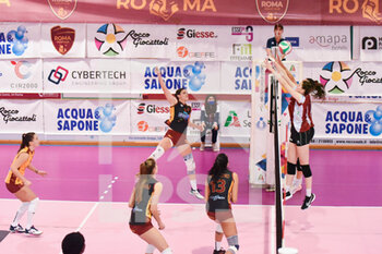 2020-10-18 - Valeria Papa schiacciata (Roma volley) - ACQUA&SAPONE ROMA VOLLEY VS FUTURA VOLLEY BUSTO ARSIZIO - WOMEN SERIE A2 - VOLLEYBALL
