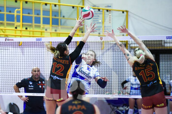 2021-01-17 - Irene Zonta in attacco (Hermaea Olbia) - ROMA VOLLEY VS HERMAEA OLBIA 3-1 - WOMEN SERIE A2 - VOLLEYBALL