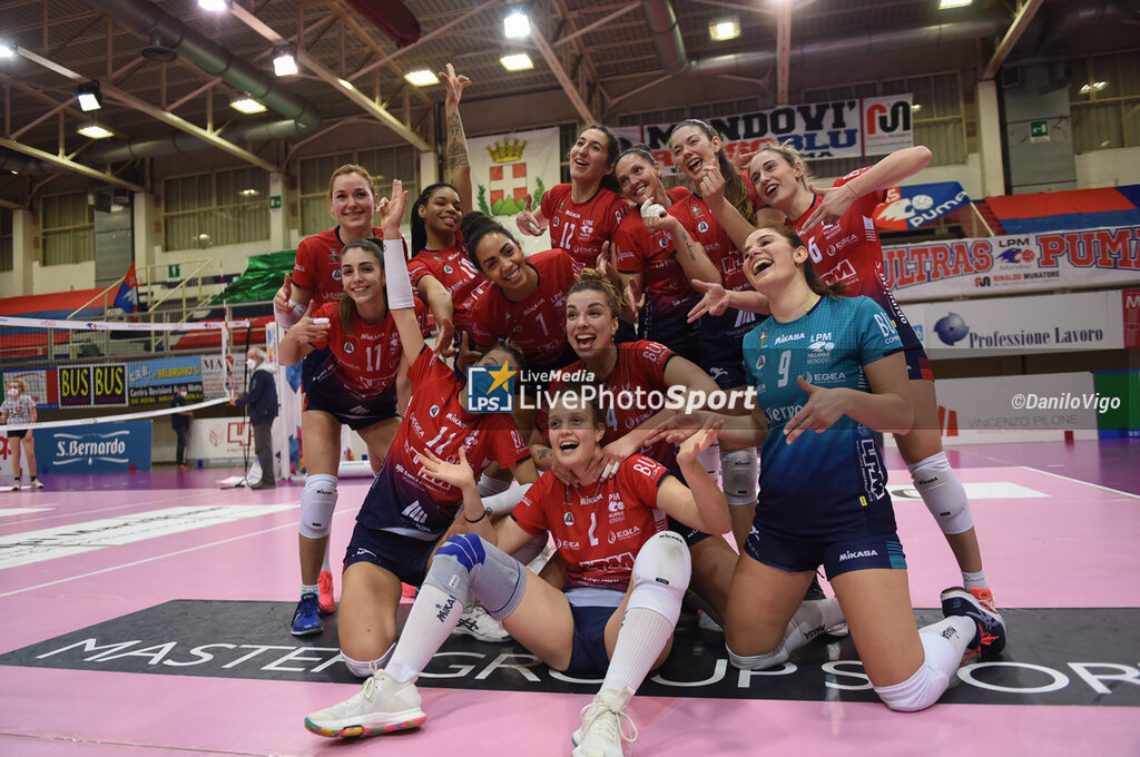 Lpm Bam Mondovì Vs Cuore Di Mamma Cutrofiano - WOMEN SERIE A2 - VOLLEYBALL