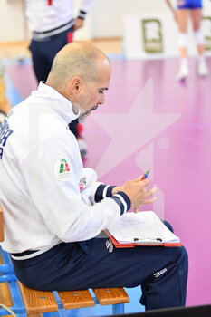 2021-03-21 - Stefano Cadoni ViceCoach of Hermaea Geovillage Olbia Geovillage Volley Hermaea Olbia - Olimpia Teodora Ravenna - HERMAEA OLBIA VS OLIMPIA TEODORA RAVENNA - WOMEN SERIE A2 - VOLLEYBALL