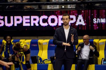 2018-11-10 - Daniele Santarelli coach Conegliano - IMOCO VOLLEY CONEGLIANO VS IGOR GORGONZOLA NOVARA - WOMEN SUPERCOPPA - VOLLEYBALL