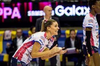 2018-11-10 - Francesca Piccinini Esalta la squadra - IMOCO VOLLEY CONEGLIANO VS IGOR GORGONZOLA NOVARA - WOMEN SUPERCOPPA - VOLLEYBALL