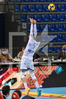 2020-12-02 - Tillie Kevin (Top Volley Cisterna) - CUCINE LUBE CIVITANOVA VS TOP VOLLEY CISTERNA - SUPERLEAGUE SERIE A - VOLLEYBALL