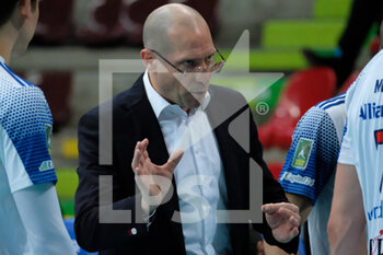 2021-01-03 - Roberto Piazza - Head Coach - Allianz Power Volley Milano durante un time-out - NBV VERONA VS ALLIANZ MILANO - SUPERLEAGUE SERIE A - VOLLEYBALL