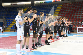 2021-01-21 - The players of Cucine Lube Civitanova take the field - CUCINE LUBE CIVITANOVA VS VERO VOLLEY MONZA - SUPERLEAGUE SERIE A - VOLLEYBALL