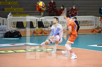 2021-02-02 - Kevin Tillie in ricezione (Top Volley Cisterna) - TOP VOLLEY CISTERNA VS TONNO CALLIPO CALABRIA VIBO VALENTIA 3-2 - SUPERLEAGUE SERIE A - VOLLEYBALL