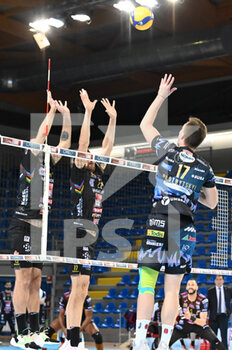 2021-02-03 - Oleh Plotnytskyi (Sir Safety Conad Perugia) - CUCINE LUBE CIVITANOVA VS SIR SAFETY CONAD PERUGIA - SUPERLEAGUE SERIE A - VOLLEYBALL