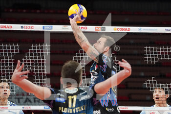 2021-03-10 - travica dragan (n.04 setter sir safety conad perugia) set - PLAYOFF - SIR SAFETY CONAD PERUGIA VS ALLIANZ MILANO - SUPERLEAGUE SERIE A - VOLLEYBALL