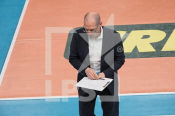 2021-04-12 - Roberto Piazza, allenatore Allianz Power Volley Milano  - PLAYOFF 5O POSTO - ALLIANZ POWER VOLLEY MILANO VS CONSAR RAVENNA  - SUPERLEAGUE SERIE A - VOLLEYBALL