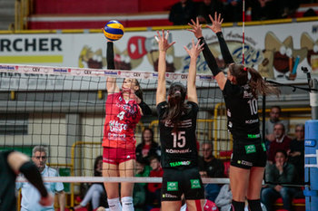 2018-11-28 -  - CEV CUP UNET E WORK BUSTO ARSIZIO VS DRESDNAR FC - CEV CUP WOMEN - VOLLEYBALL