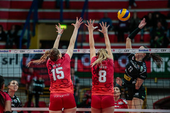 2018-11-28 -  - CEV CUP UNET E WORK BUSTO ARSIZIO VS DRESDNAR FC - CEV CUP WOMEN - VOLLEYBALL