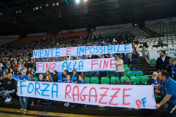 2019-01-15 - Tifosi di Firenze - IL BISONTE FIRENZE - SAVINO DEL BENE SCANDICCI 1-3 - WOMEN ITALIAN CUP - VOLLEYBALL
