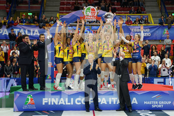 2020-02-02 - premiazione Imoco Volley Conegliano - FINALE 2020 - IMOCO CONEGLIANO VS UNET E-WORK YAMAMAY BUSTO ARSIZIO - WOMEN ITALIAN CUP - VOLLEYBALL